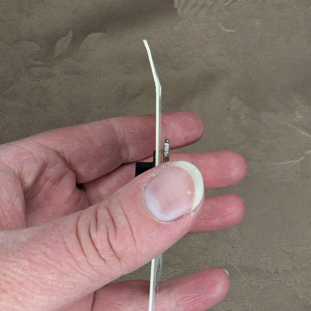 Disney Pins Star Wars Grogu Halloween Candy Pin, NWT! - Picture 3 of 4